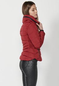 Koroshi PADDED - Téli dzseki - granate maroon