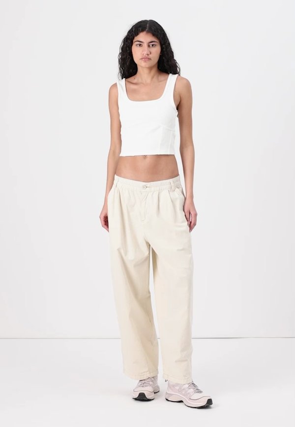 CROP LIFESTYLE TANK - Top - sail3