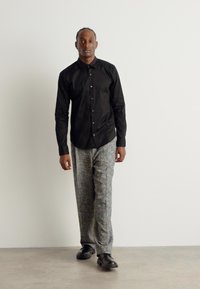 HUGO ERMO - Camisa elegante - black