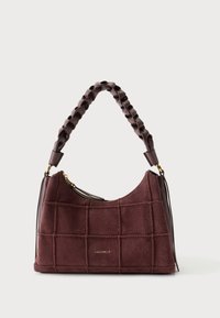 Неизбран, berry