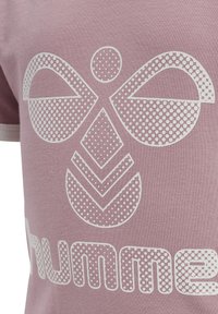 Hummel PROUD FLIPPER BODY  - Body