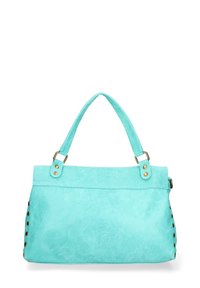 Turquoise handtas met een textuur van faux suede, voorzien van goudkleurige hardware en decoratieve studs aan de zijkanten.