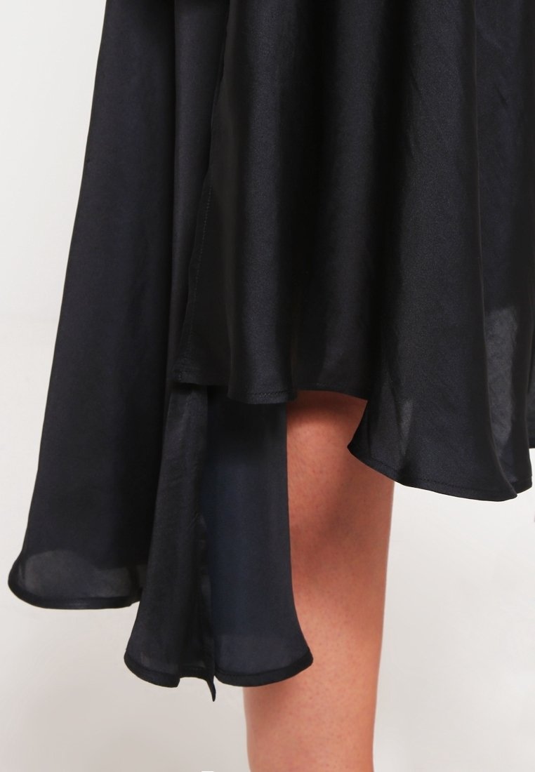 Bardot Cocktail dress / Party dress - black - (Pre-owned) - Zalando.ie Bardot Cocktail dress / Party dress - black - (Pre-owned) - Zalando.ie