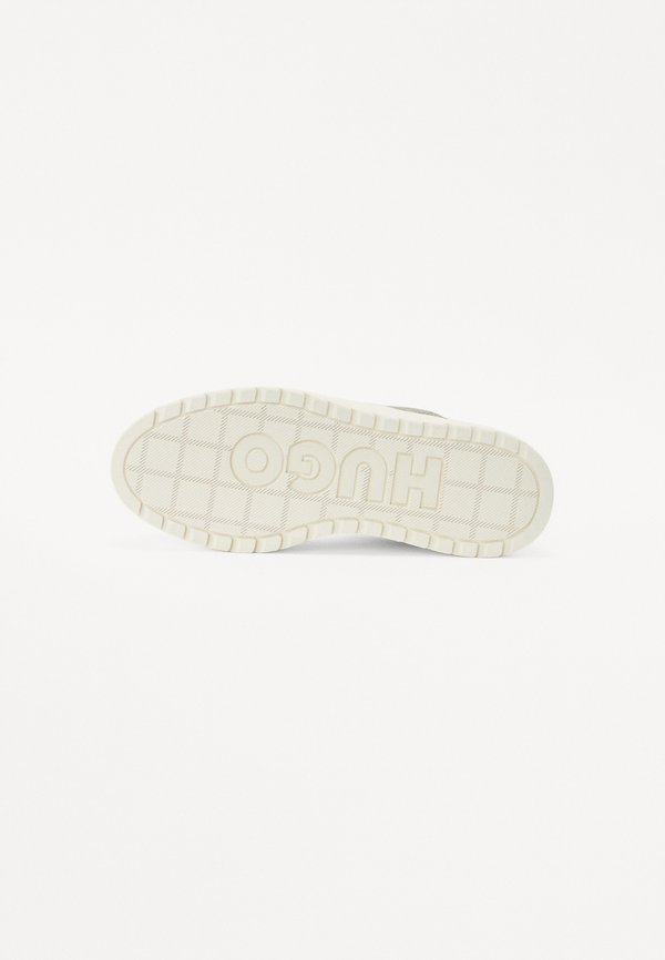 LYSSA TENN - Trainers4