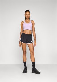 adidas Performance BER25 BRA - Sportski grudnjak sa srednje jakom potporom - powder plum