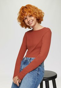 QS IM SLIM FIT - Langarmshirt - rot