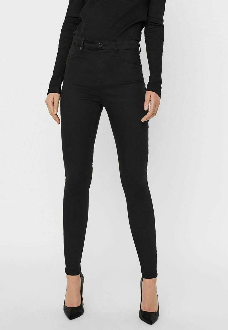 Vero Moda Vaqueros pitillo - black