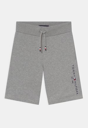 Szare szorty z mieszanki bawełny z prążkowanym paskiem w talii i sznurkiem, z napisem „Tommy Hilfiger EST. 1985” oraz logo na lewej nogawce.
