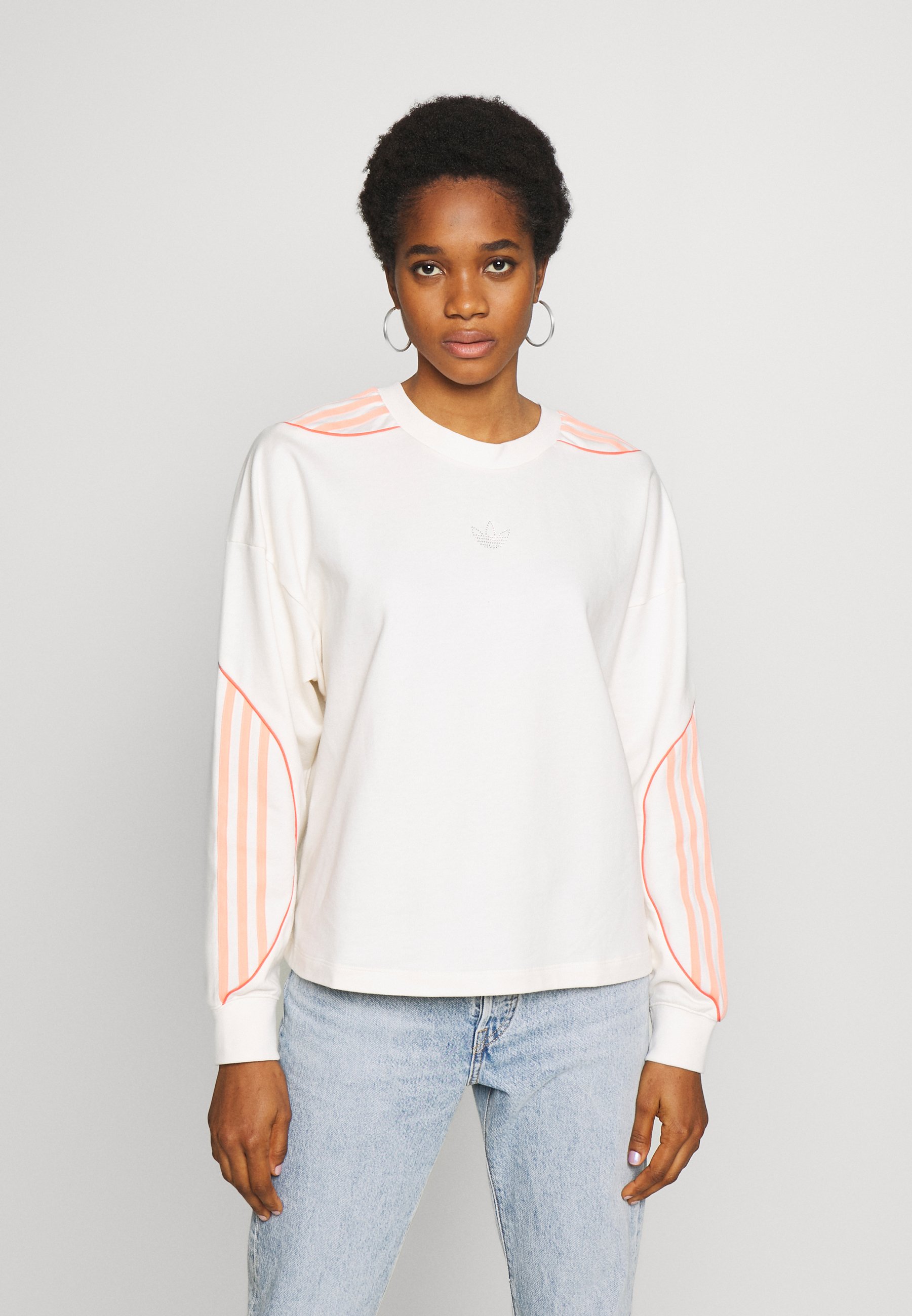 adidas Originals FAKTEN CROPPED SWEATER LONG SLEEVE PULLOVER adidas Originals FAKTEN CROPPED SWEATER LONG SLEEVE PULLOVER