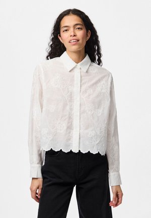 Pieces PCJEFINA SHIRT - Bluza z gumbi - cloud dancer