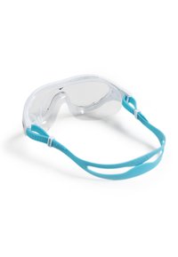 Gafas de natación transparentes con una correa flexible azul y marco blanco. Las lentes son transparentes sin distorsiones ni marcas visibles.