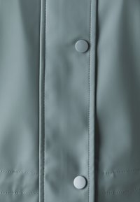 Vero Moda Tall VMMALOU COATED JACKET  - Vodootporna jakna - balsam green