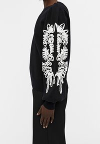 Object Strickpullover - black