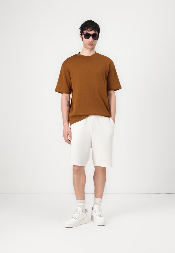 SLH LOOSE OSCAR O NECK TEE - Basic T-shirt - monks robe3