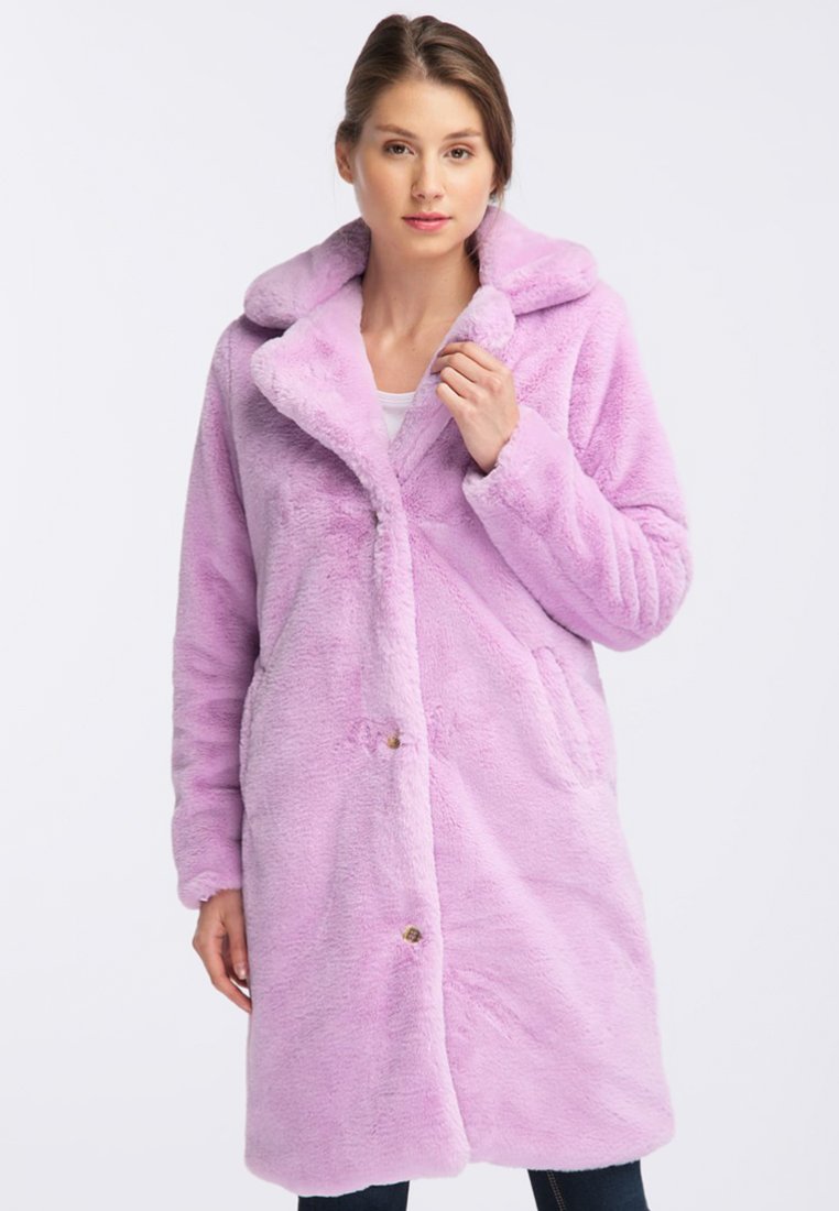 Lila Jackor Dam . Köp damjackor online på Zalando.se Lila Jackor Dam . Köp damjackor online på Zalando.se