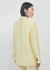 Calliope DOPPIA TASCA - Blazer - giallo