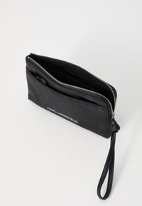 KARL LAGERFELD IKON WRIST POUCH - Ručna torbica - black