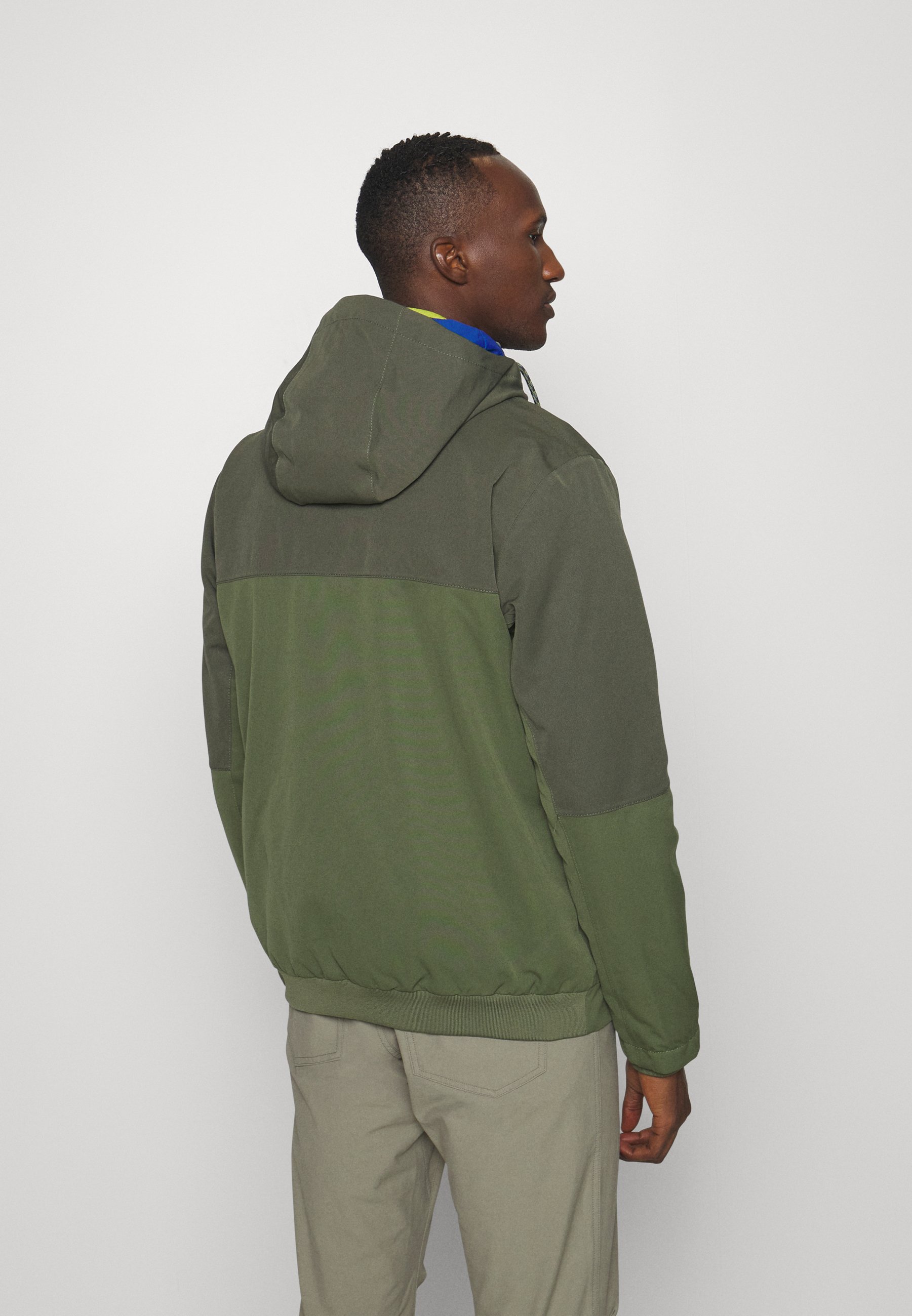 VAUDE