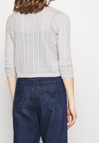 Vero Moda Kofta - mottled light grey
