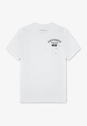 Weißes Kinder-T-Shirt mit kurzen Ärmeln, rundem Ausschnitt und kleinem schwarzem "Abercrombie Athletic 7"-Text auf der oberen linken Brust.