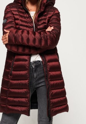 Daunenmantel - berry