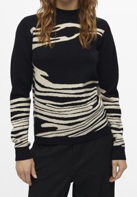 Object Sweter