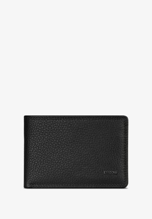 Portefeuille en cuir noir avec une surface texturée, présentant des bords arrondis et une couture minimaliste. Petit logo en relief dans le coin inférieur droit.