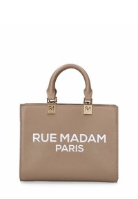 Borsa a mano in pelle sintetica beige con doppi manici di trasporto, hardware dorato e testo stampato bianco "RUE MADAM PARIS" sul davanti. Forma rettangolare.