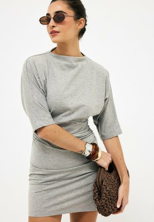 NA-KD, Vestido camiseta - grey melange