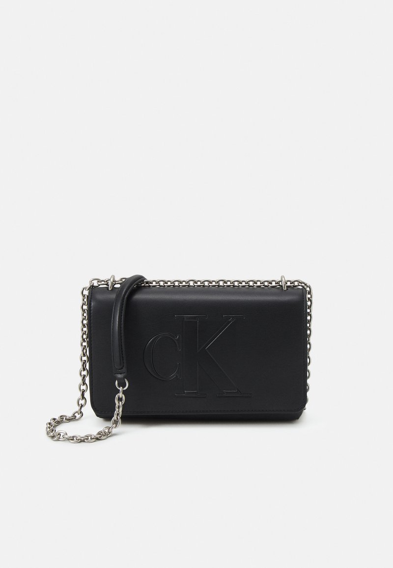Calvin Klein Jeans SCULPTED FLAP CHAIN Across body bag black