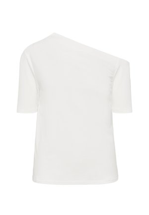 Top alb cu mâneci scurte și decolteu asimetric, cu o parte lăsată pe umăr.