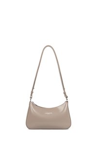 Borsa a tracolla in pelle beige con forma a mezzaluna, tracolla regolabile e dettaglio logo argentato. Texture liscia e design minimalista.