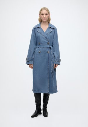 Marc O'Polo DENIM PINEAPPLE FIBRE, DENIM TRENCHCOAT, DOUBLEBREASTED, BELT - Trenčkot - medium blue_multi_58
