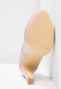 Even&Odd Lodičky na vysokém podpatku - light pink