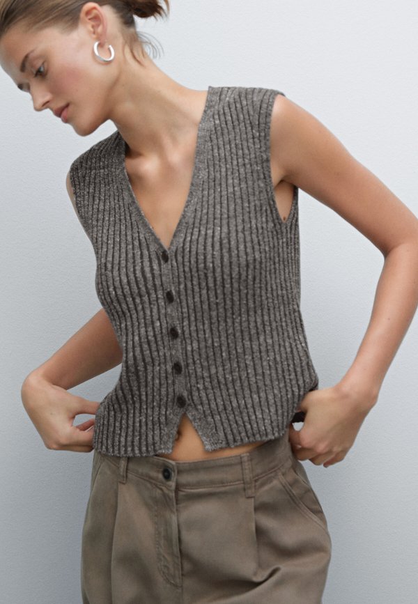 FLECKED - Waistcoat3