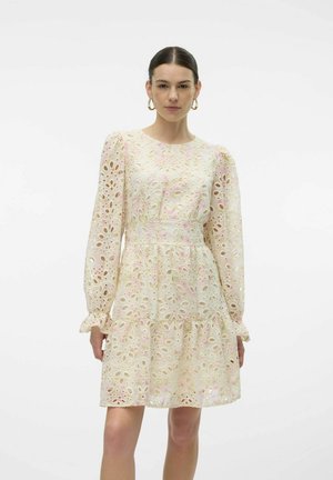 Vero Moda VMKENSA  - Rochie de zi - snow white