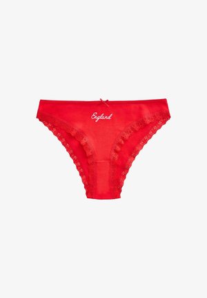 Rød dame-bikini med blondekant og en lille sløjfe i taljen samt "England" broderet med hvidt foran i midten.