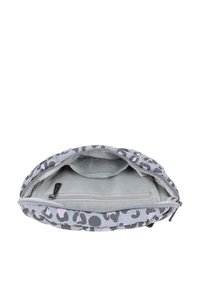 Pochette grigia con motivo, dotata di chiusura a zip. L'interno presenta un rivestimento liscio e una piccola tasca con zip. Design con motivi di leopardo e forme astratte.