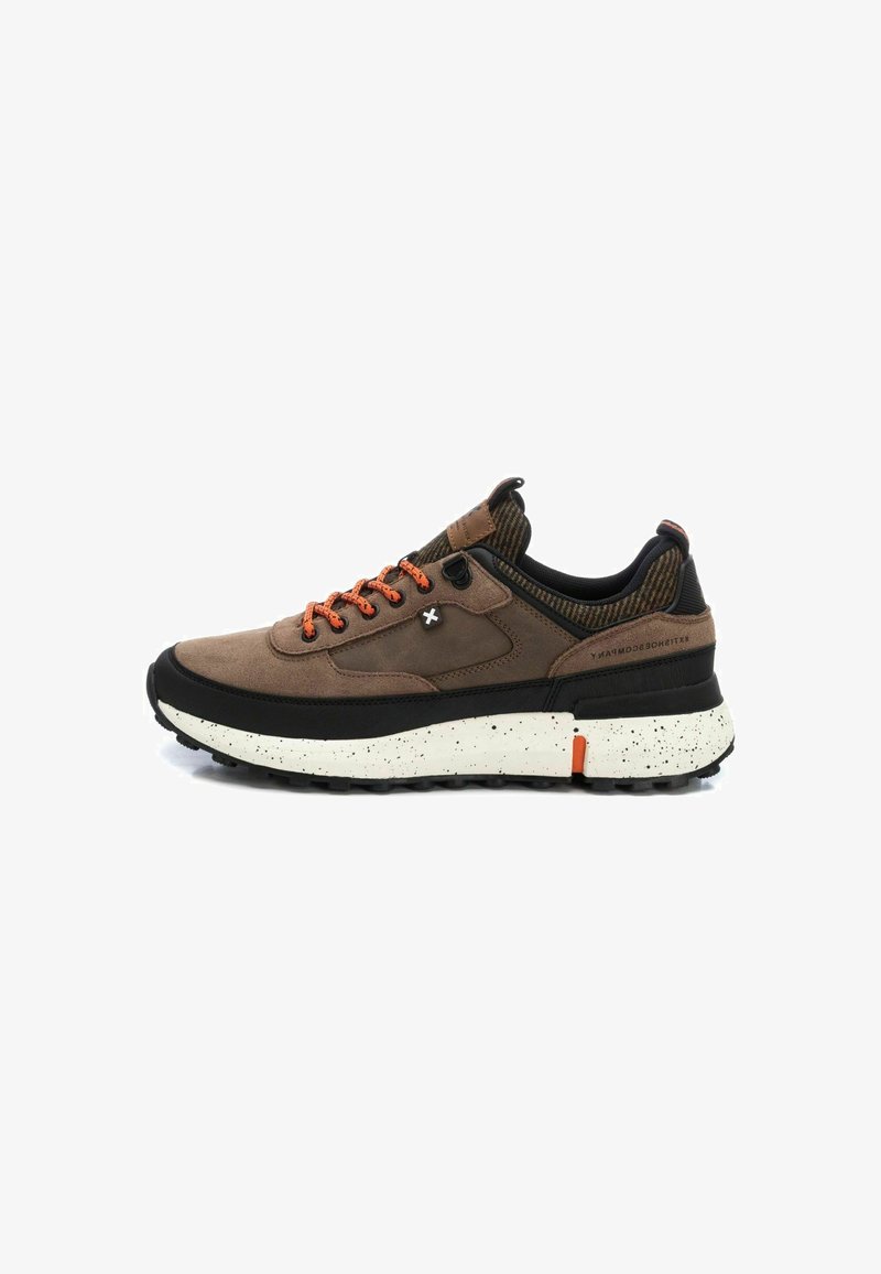 XTI Zapatillas - brown