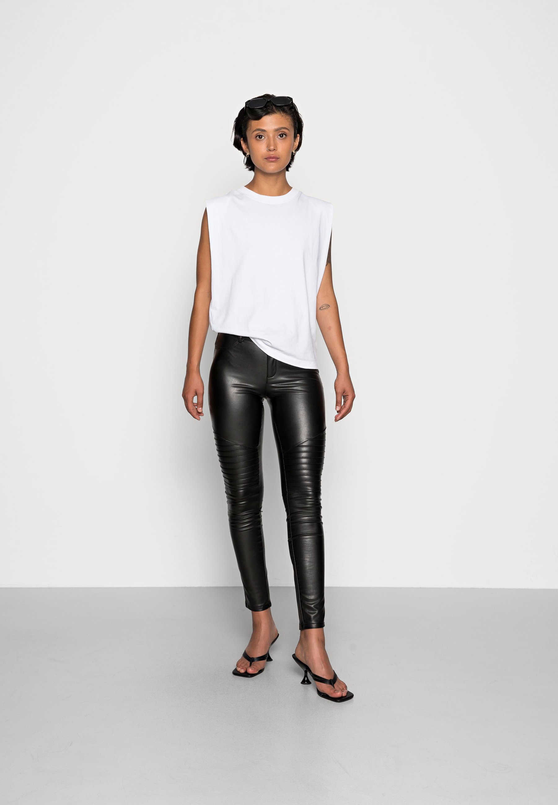 Ladies Tech Biker Leggings | Urban Classics Leggins | EMP
