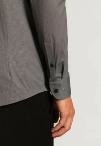 OLYMP MINIMAL - Chemise - schwarz