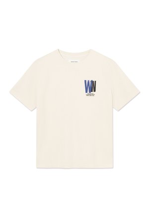 Krótki rękaw T-shirt w kolorze ecru z niebiesko-czarnym logo "WW" oraz małym napisem na lewej piersi: "Wood Wood Copenhagen 2002."