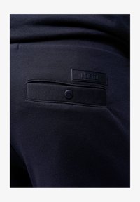 Unselected, navy