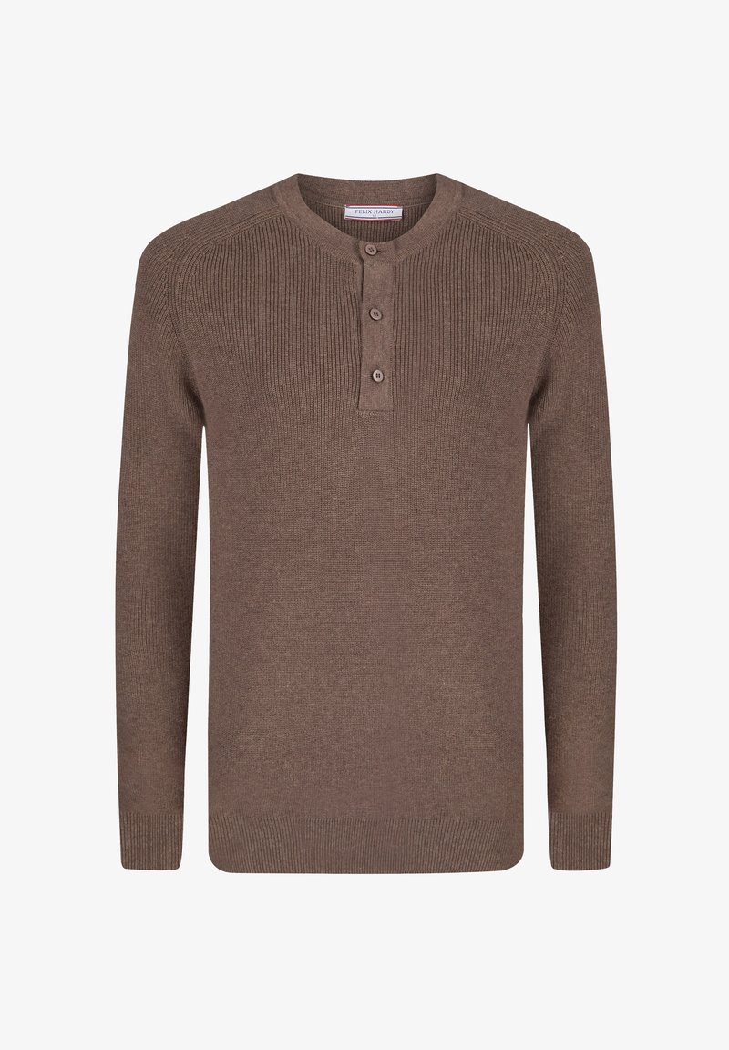 Brązowy sweter wykonany na drutach z okrągłym dekoltem, trzema guzikami przy kołnierzu oraz ściągaczem na korpusie i mankietach. Długie rękawy.
