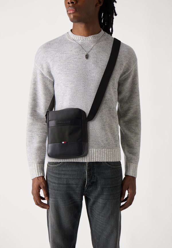 TRAVEL MINI REPORTER - Cross body bag