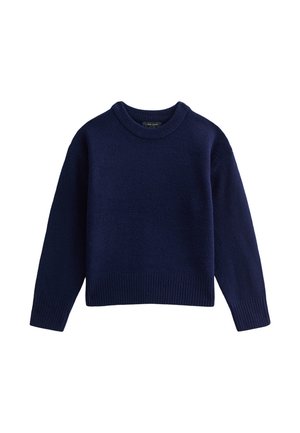 Suéter de punto azul marino con cuello redondo, mangas largas y dobladillo acanalado. Textura suave con una silueta ligeramente recortada.