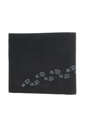 Portefeuille bifold noir avec un motif diagonal de traces de bottes grises dans le coin inférieur droit.