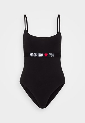 Črno kopalke z tankimi nastavljivimi naramnicami in širokim pasom z napisom "MOSCHINO ❤️ YOU" v belem in rdečem tisku. Eleganten dizajn z visokimi izrezi na nogah.