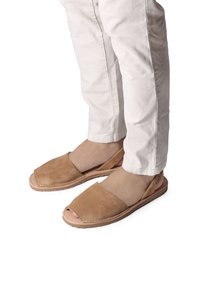 Toni Pons GRAU-QT - Sandaalid - camel