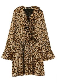 Sukienka w panterkę z falbaniastym dekoltem, długimi, rozszerzającymi się rękawami oraz wcięciem w talii w beżowych i brązowych odcieniach. Gładki, lekki materiał.